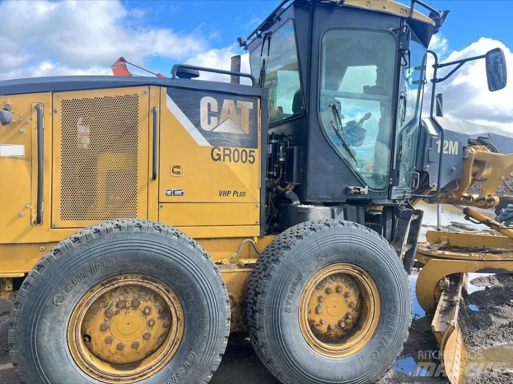 CAT 12 M Motoniveladoras