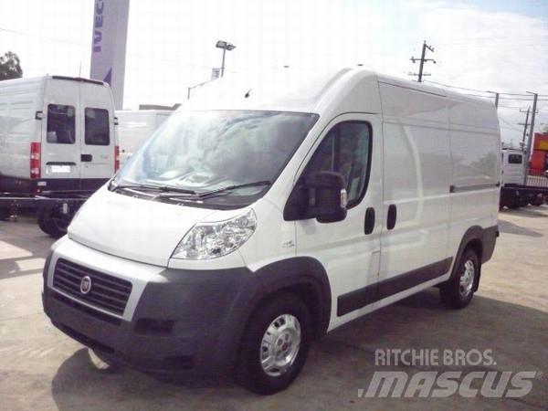 Fiat Ducato Lwbmed Carrinhas de caixa fechada