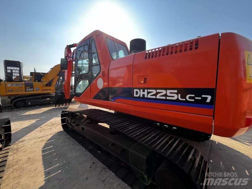 Doosan DH225-7 Escavadoras Midi 7t - 12t