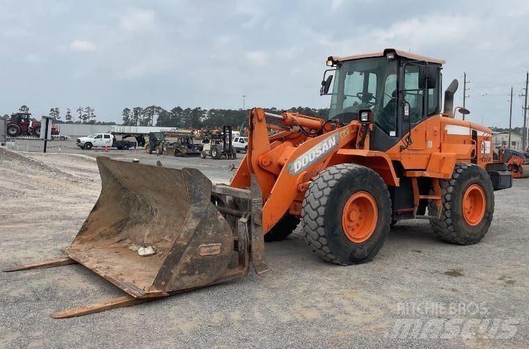 Doosan DL220-3 Pás carregadoras de rodas