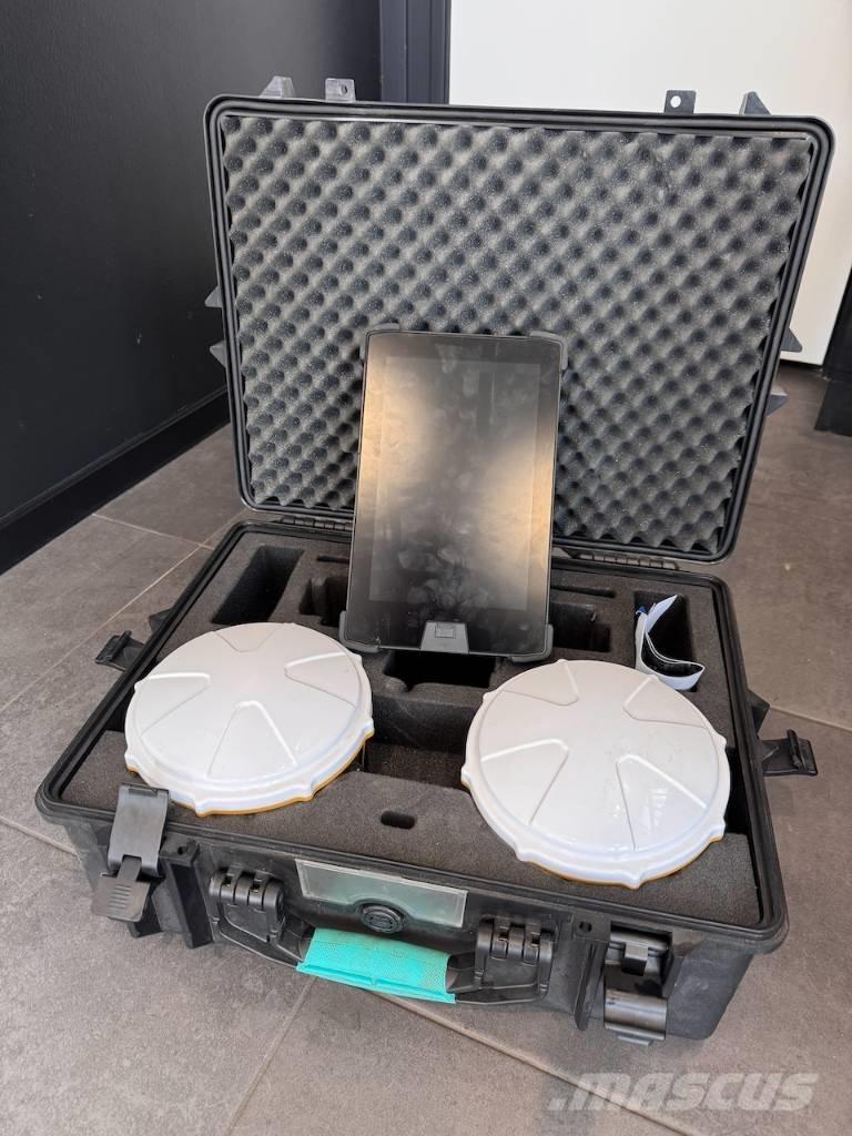 CAT 323 Escavadoras de rastos