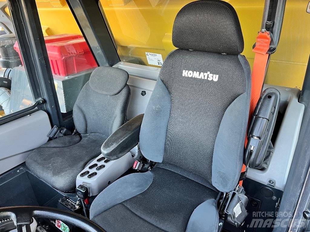 Komatsu 605-8 Camiőes dumper basculantes rígidos