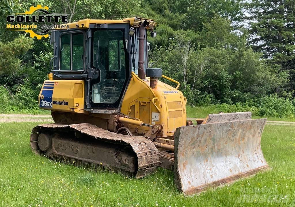 Komatsu D 39 EX Dozers - Tratores rastos