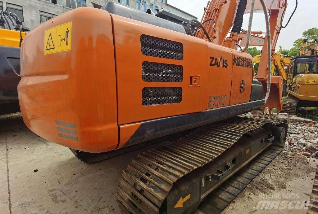 Hitachi ZX 200 Escavadoras de rastos