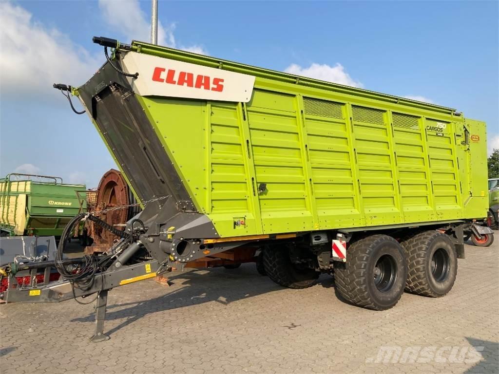CLAAS Cargos 750 Equipamento de manuseamento e colocaçăo