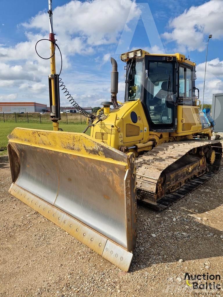 Komatsu D51PX-22 Dozers - Tratores rastos