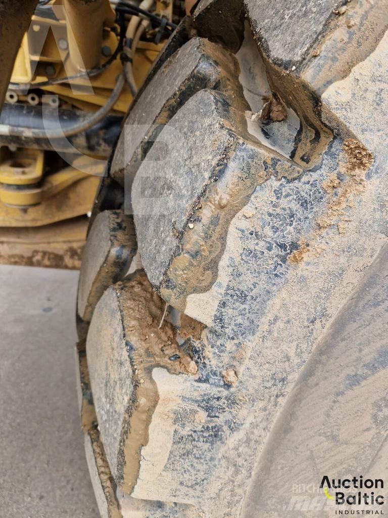 CAT 735C Camiões articulados