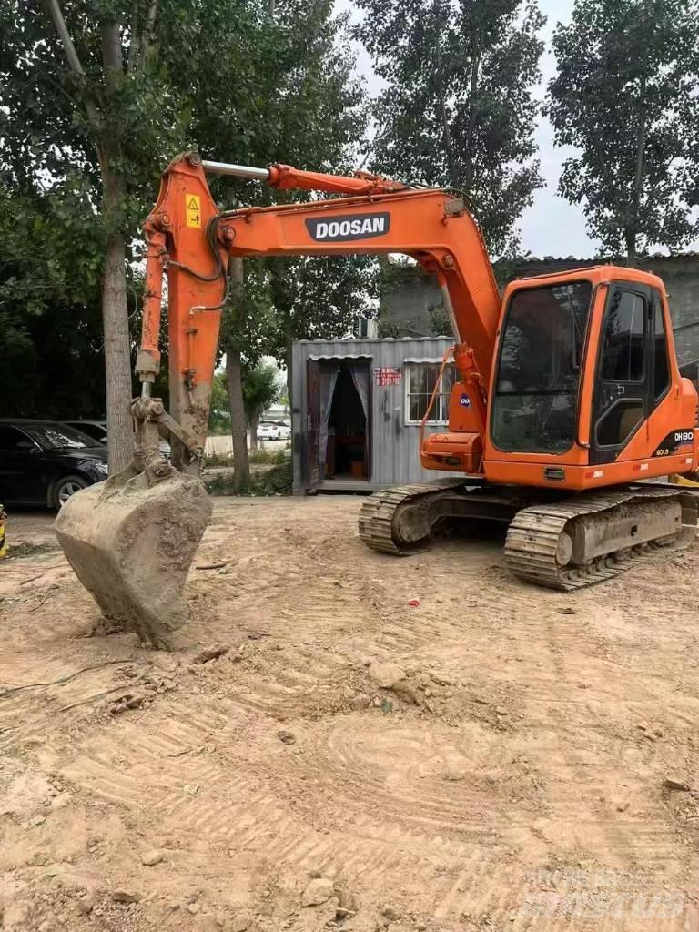 Doosan DH 80 Escavadoras de rastos