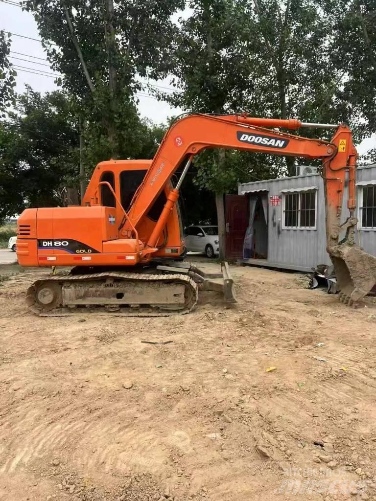 Doosan DH 80 Escavadoras de rastos