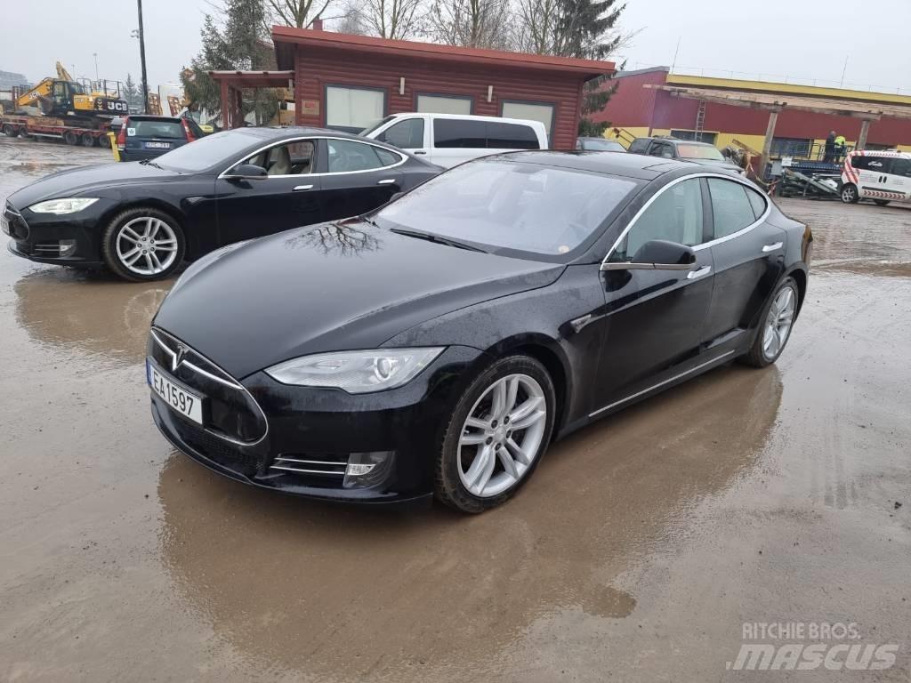 Tesla Model S P85D Carros Ligeiros