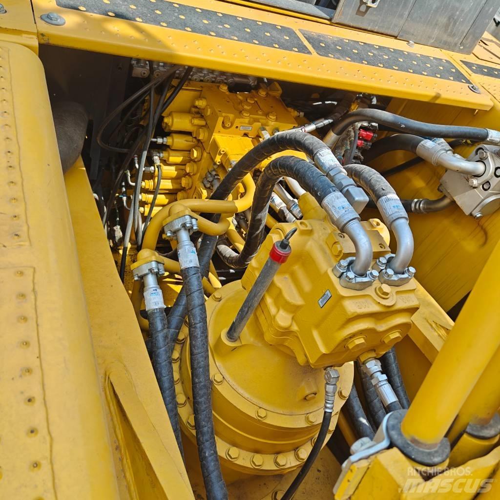 Komatsu 450LC-8 Escavadoras de rastos