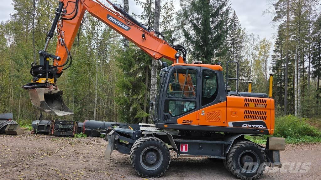 Doosan DX 170 W Escavadoras de rodas