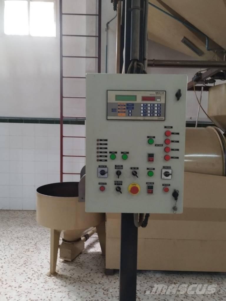  TECAIRE SILOS Agricultura - Outros
