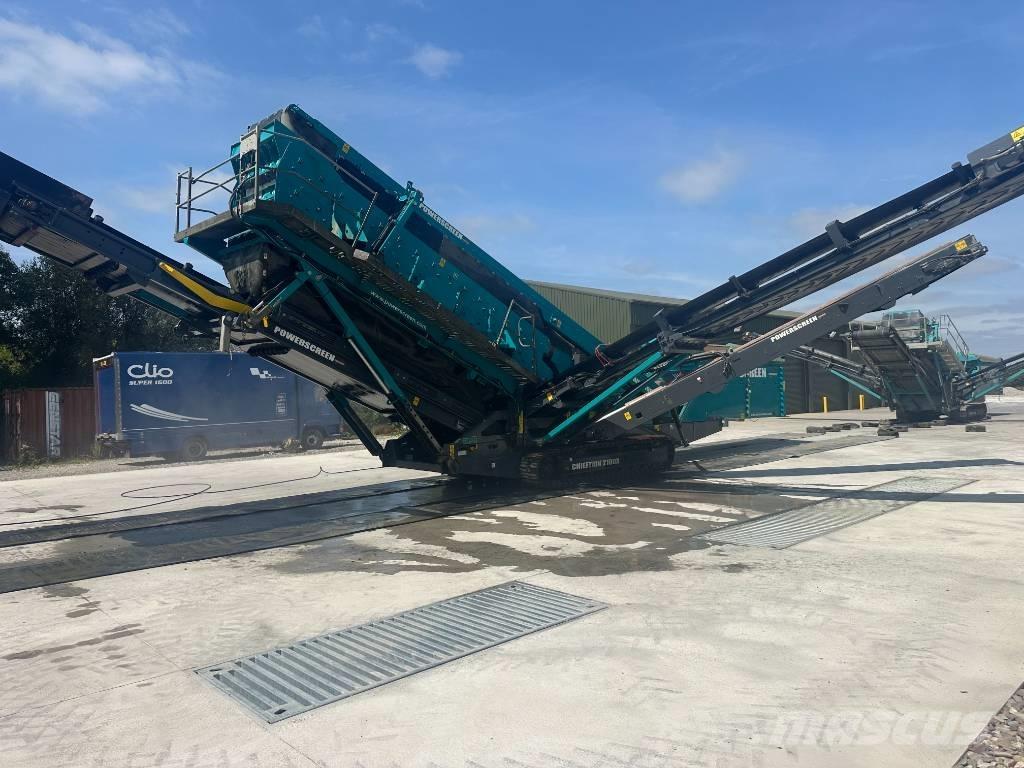 PowerScreen 2100X Crivos móveis