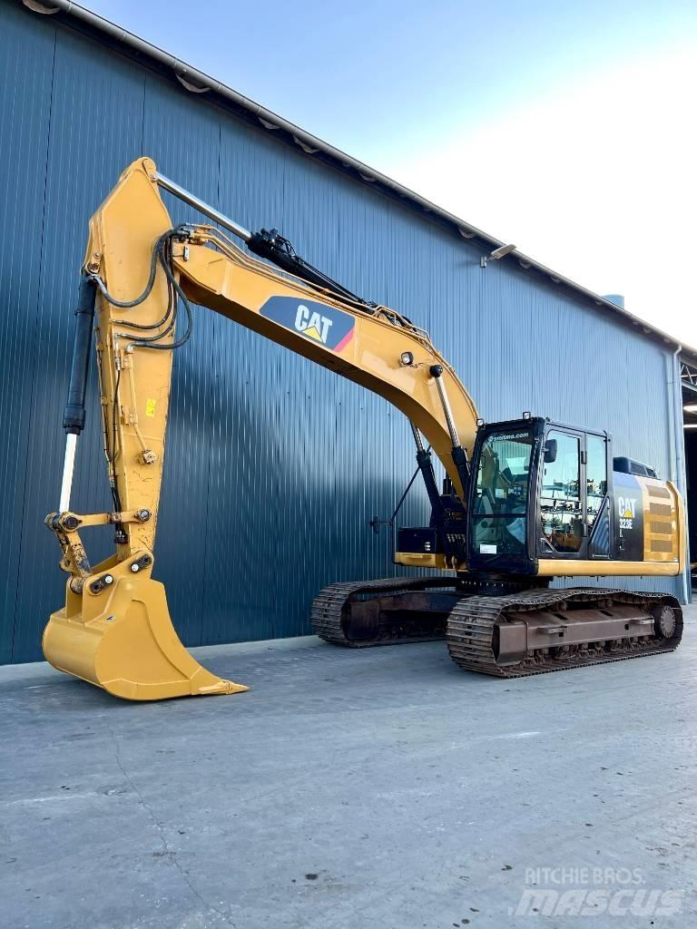 CAT 323E L Escavadoras de rastos