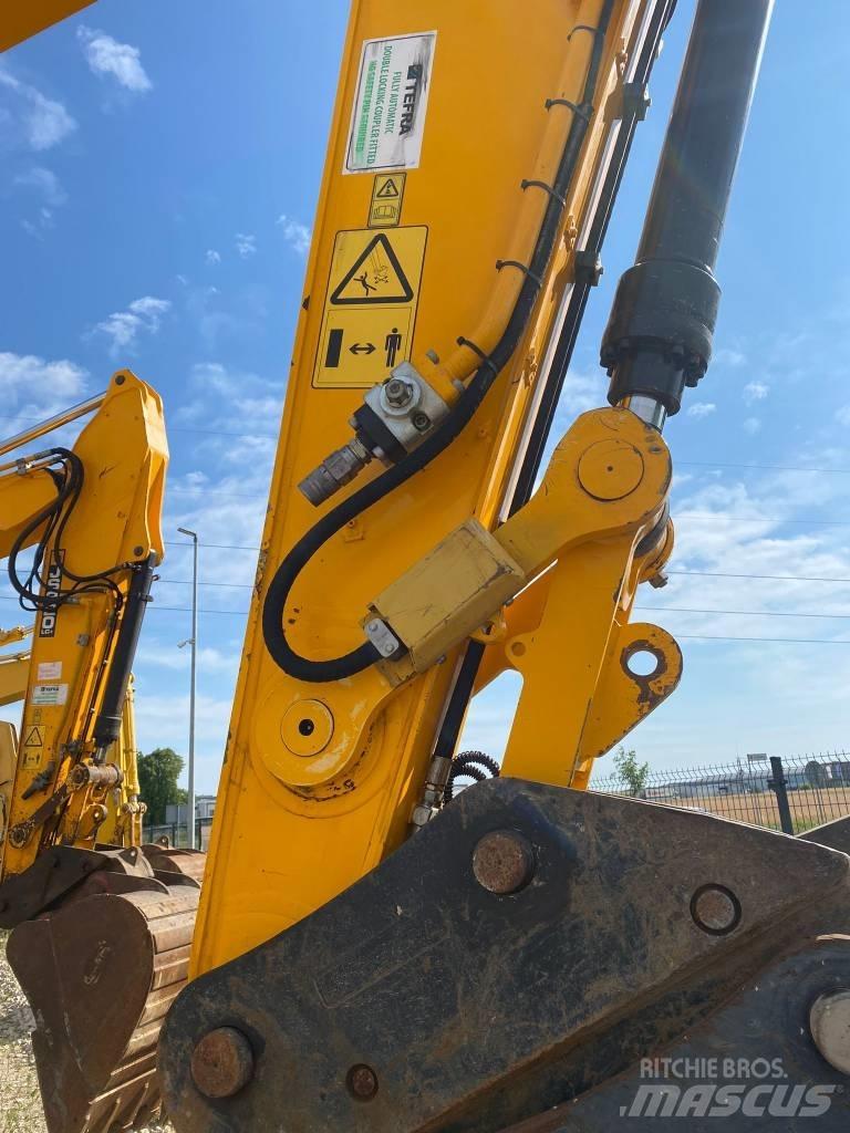 JCB 220 Escavadoras de rastos