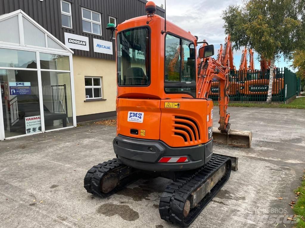 Doosan DX 27 Z Mini Escavadoras <7t