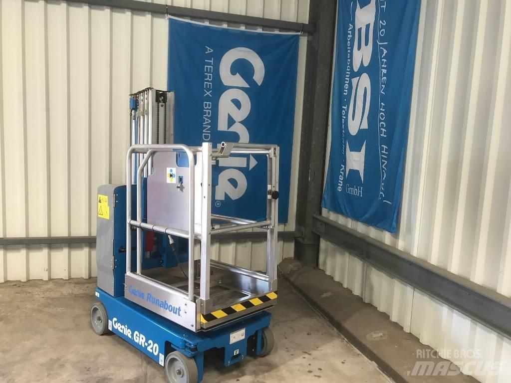 Genie GR-20 Plataformas de Mastro Vertical