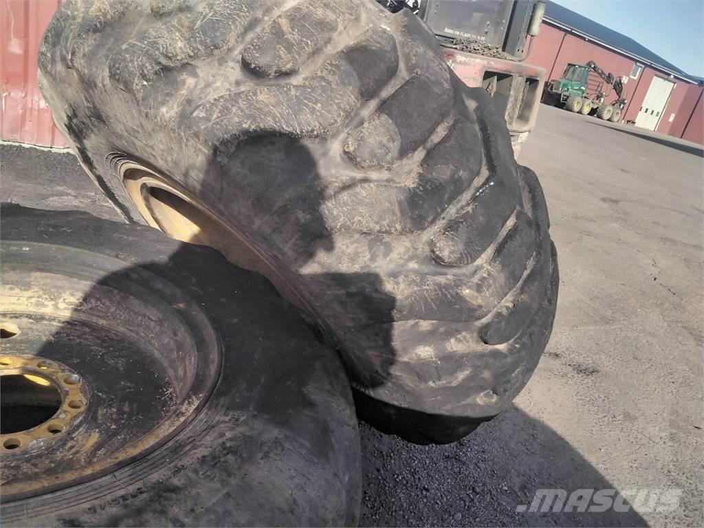 Nokian Els 17,5x25 Pneus, Rodas e Jantes