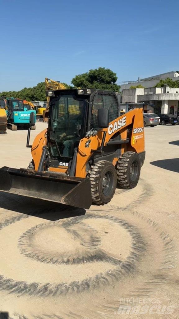 CASE SR 200 Carregadoras de direcção deslizante