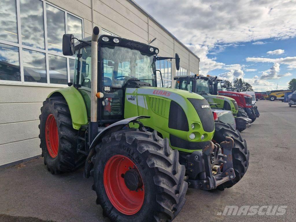 CLAAS Arion 640 Tratores Agrícolas usados