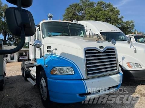 Mack CXN613 Tractores (camiões)