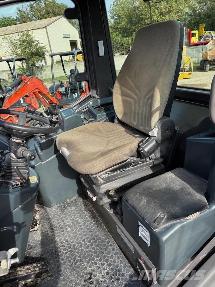 Mecalac AS 700 Pás carregadoras de rodas