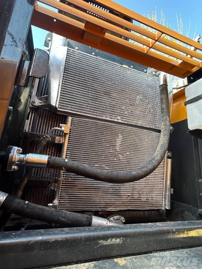 Hyundai 220LC-9S Escavadoras de rastos