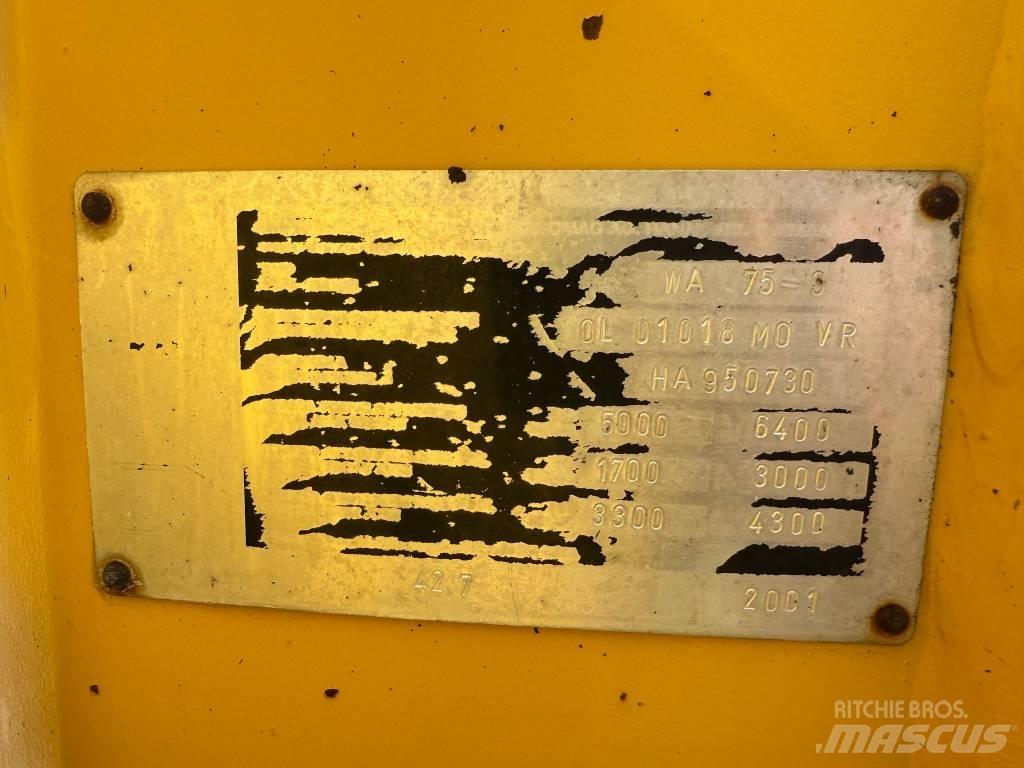 Komatsu WA 75 Pás carregadoras de rodas