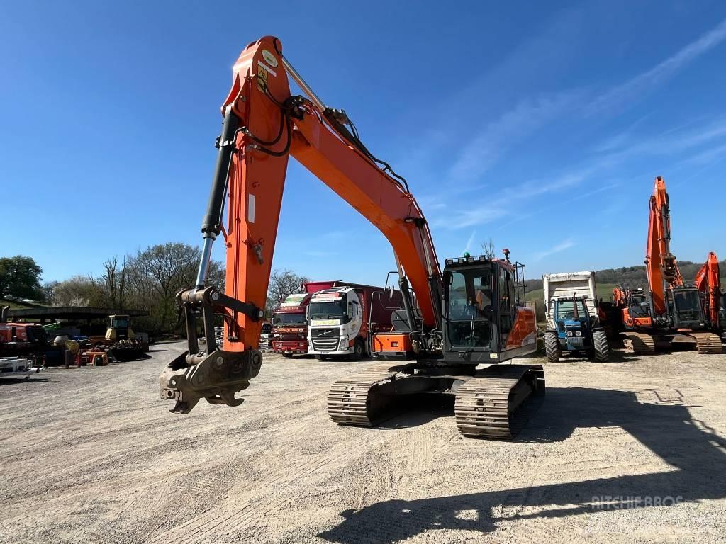 Doosan DX 225 Escavadoras de rastos