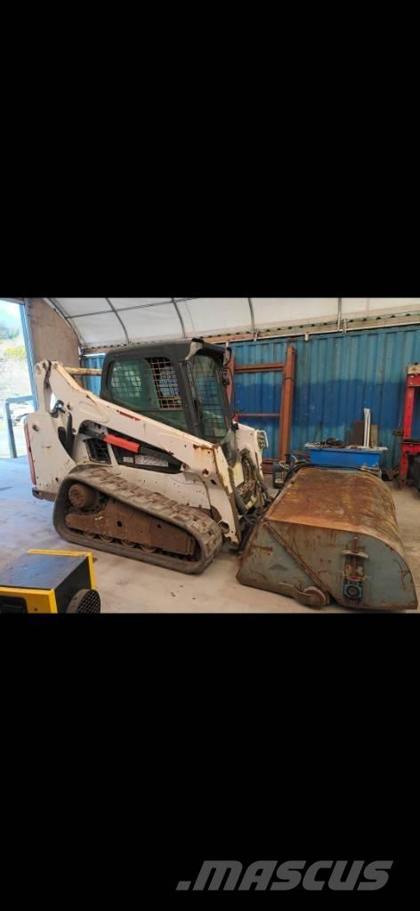 Bobcat T 590 Carregadoras de direcção deslizante