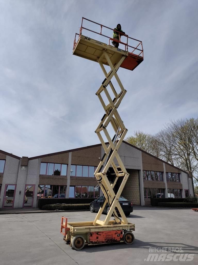 JLG 2646 E 3 Elevadores de tesoura