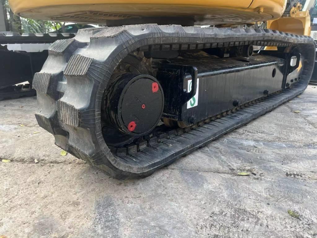 CAT 303.5 E CR Mini Escavadoras <7t