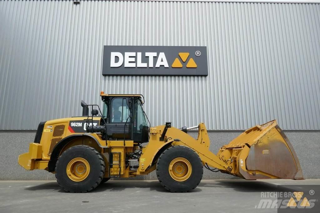CAT 962M Pás carregadoras de rodas