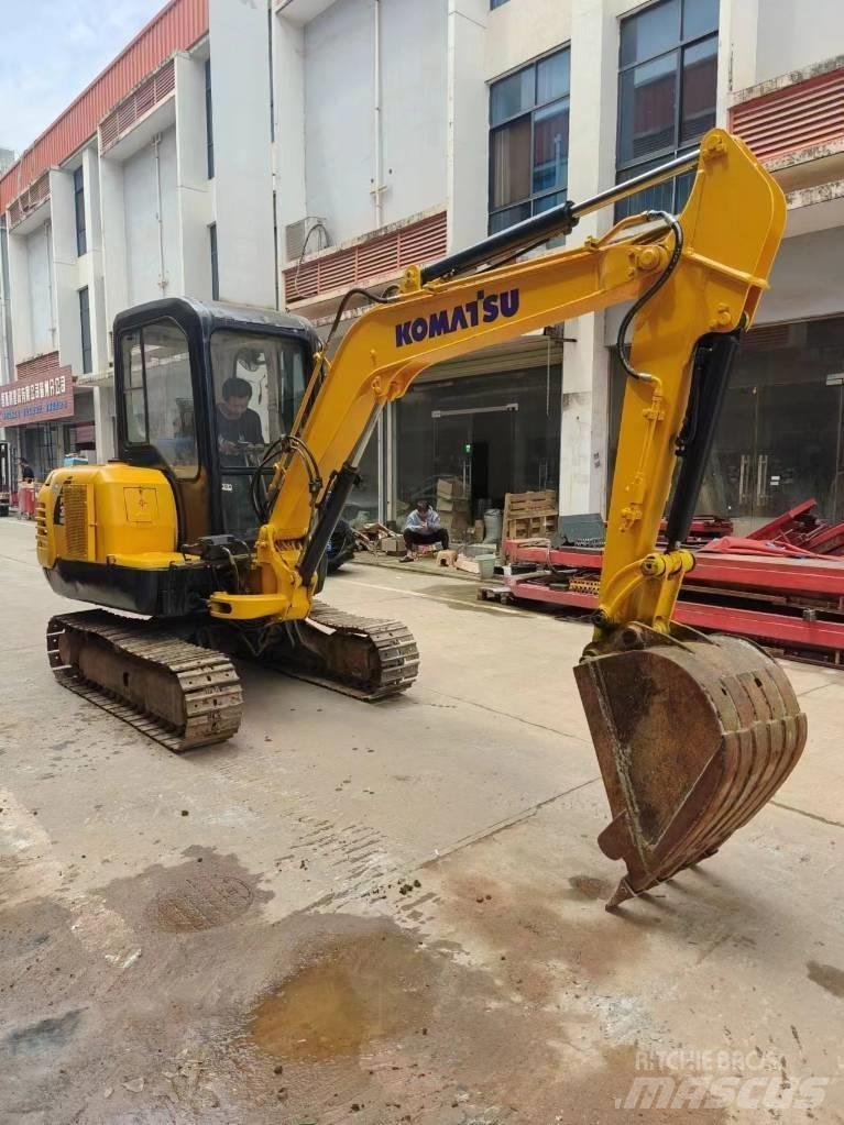 Komatsu PC 35 R-8 Mini Escavadoras <7t