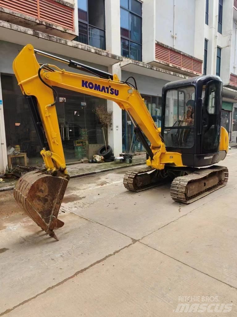 Komatsu PC 35 R-8 Mini Escavadoras <7t