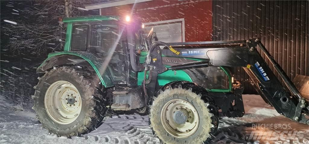 Valtra T182 Tratores Agrícolas usados