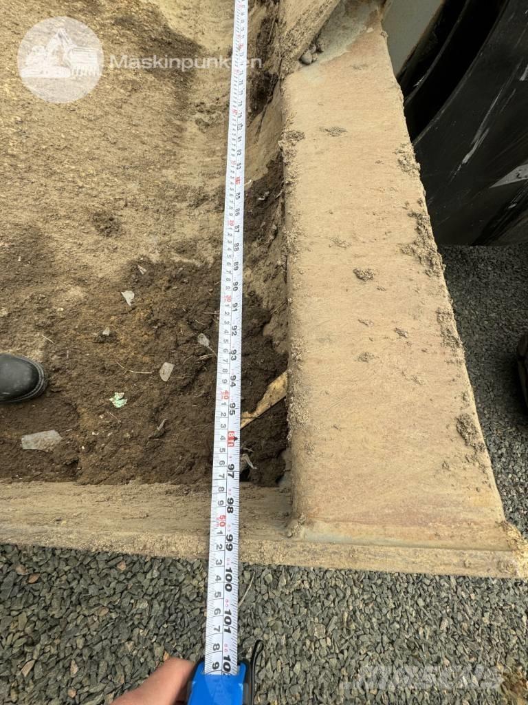 Ljungby 1322 Pás carregadoras de rodas