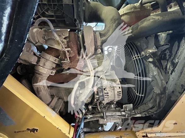 CAT 420F2 IT Retroescavadoras