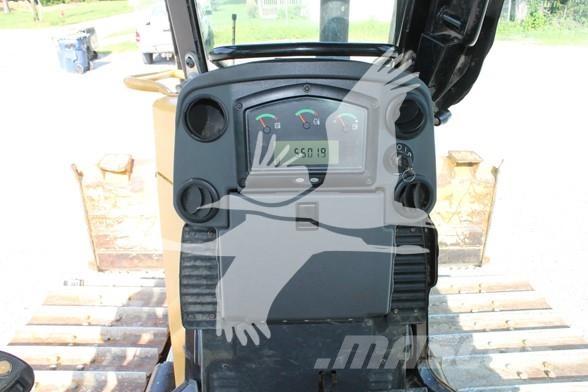 CAT D6K2 LGP Dozers - Tratores rastos