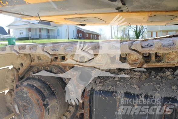 JCB JS300 Escavadoras de rastos