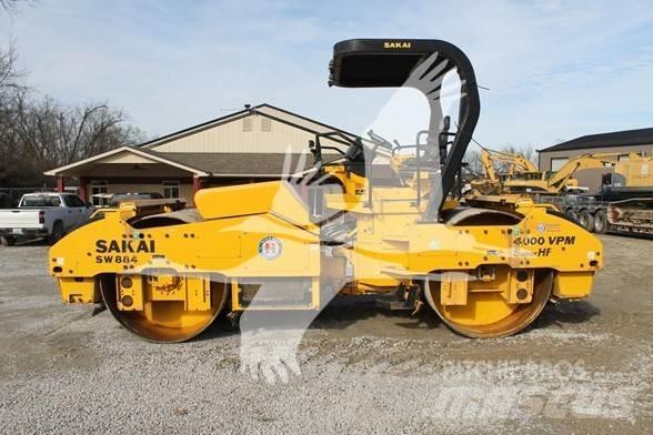 Sakai SW884 Cilindros Compactadores monocilíndricos