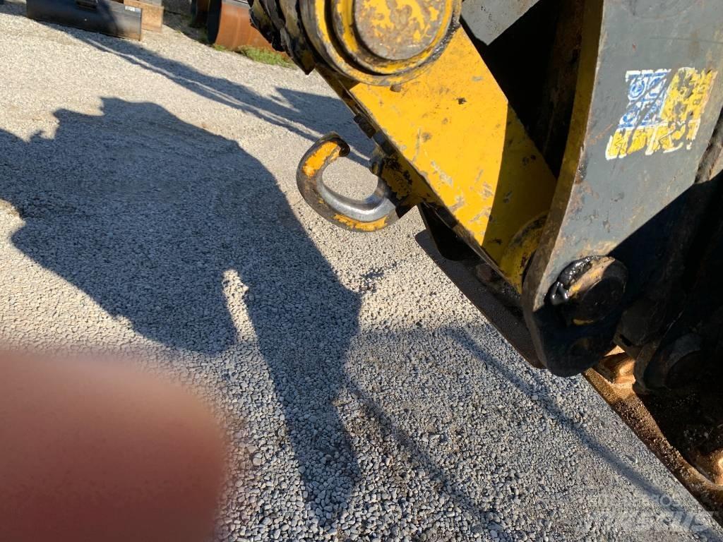 Komatsu PC 88 MR-10 Escavadoras de rastos