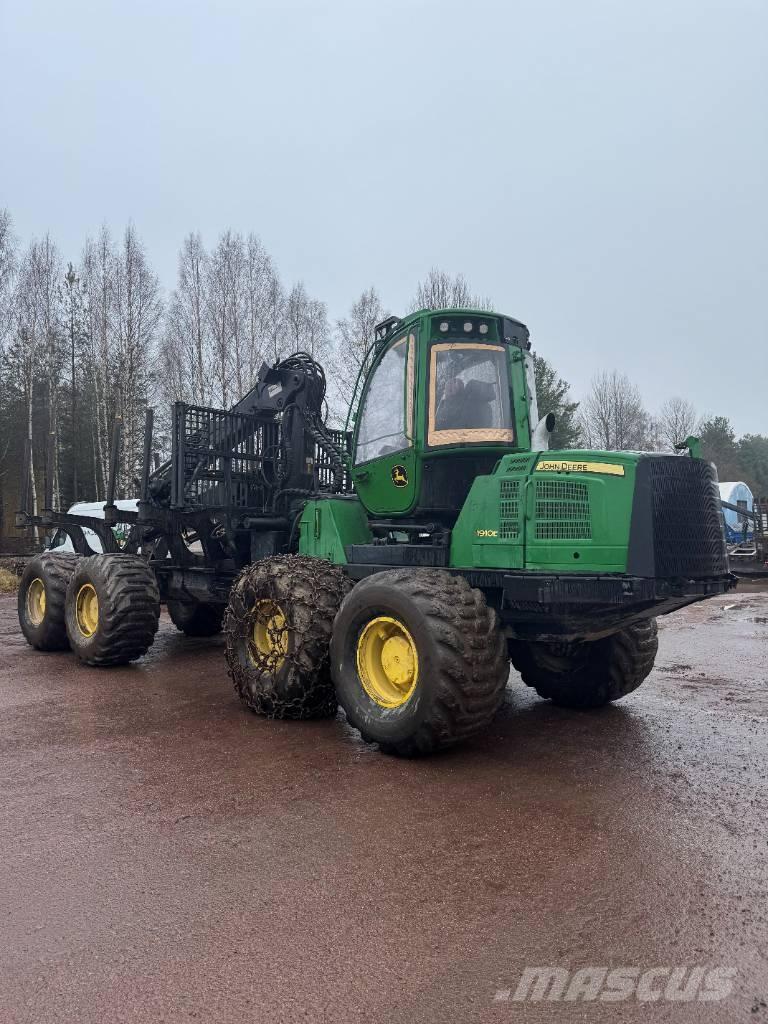 John Deere 1910 E Forwarders florestais