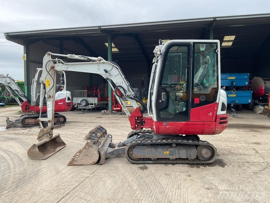 Takeuchi TB 230 Mini Escavadoras <7t
