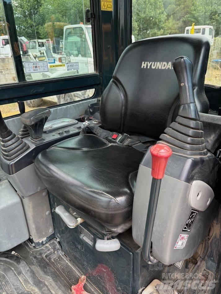 Hyundai R25Z-9 AK Mini Escavadoras <7t