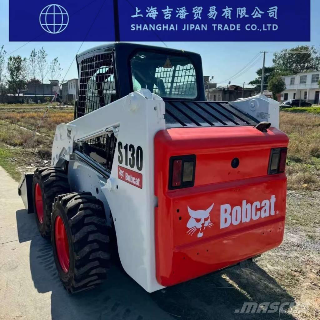 Bobcat S 130 Carregadoras de direcção deslizante