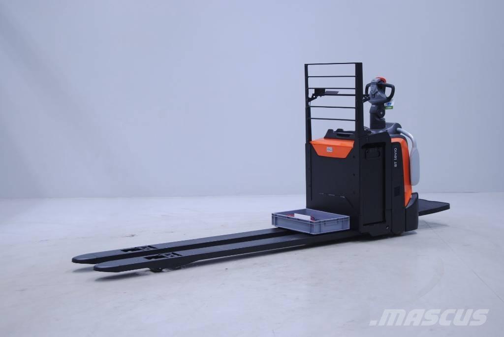 Toyota LPE220 Porta palettes