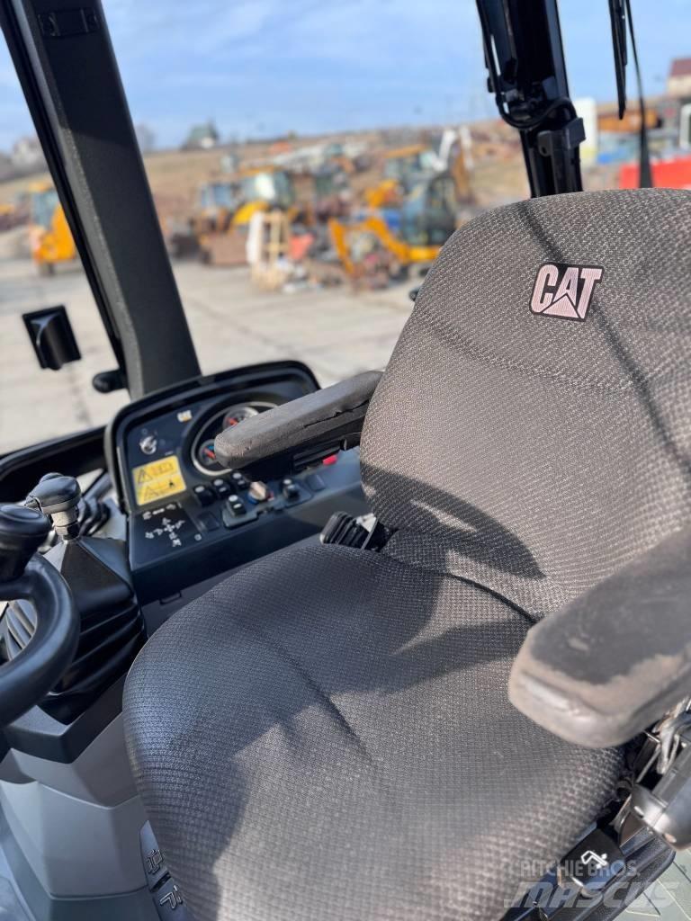 CAT 428 E Retroescavadoras