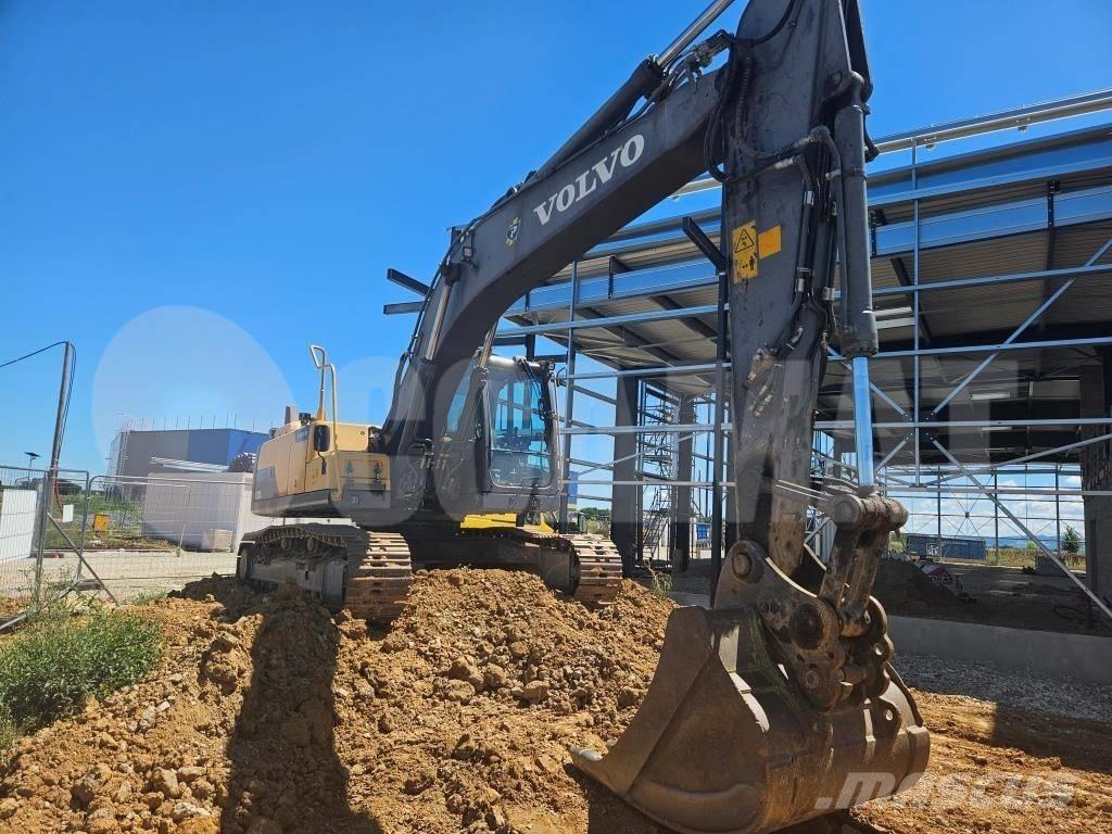 Volvo EC 220 DL Escavadoras de rastos